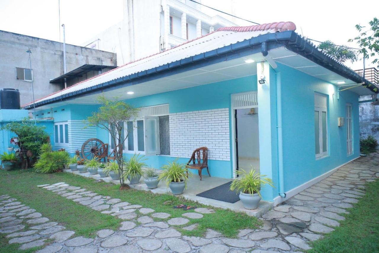 The Duchess Old Hotel Matara Exterior photo